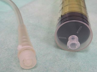図1 経腸栄養療法に必要な器具